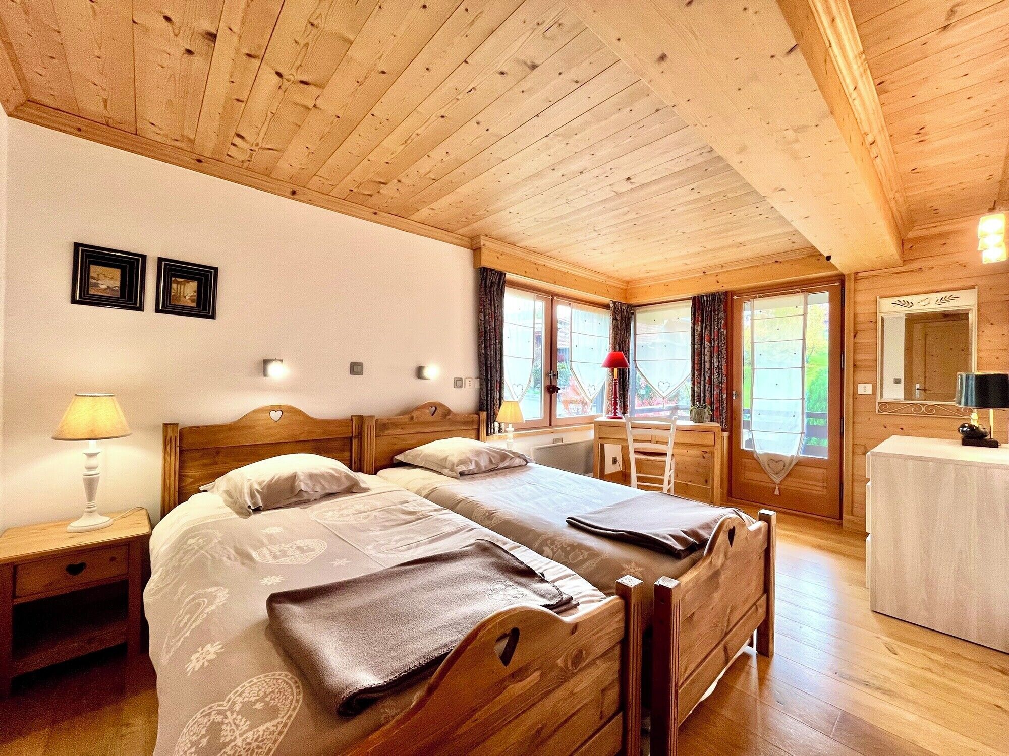 3 bedrooms, iron/ironing board, WiFi