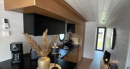 Floatinghouse Enjoy WOMA D13