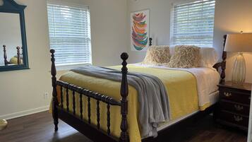 2 dormitoris, planxa i posts de planxar, wifi gratuïta i roba de llit