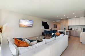 تلفزيون ذكي