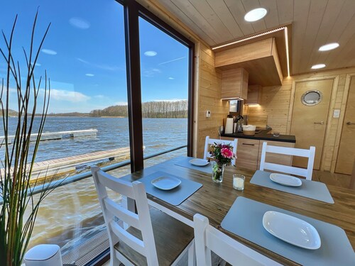Floatinghouse Seeliebe WOMA D12