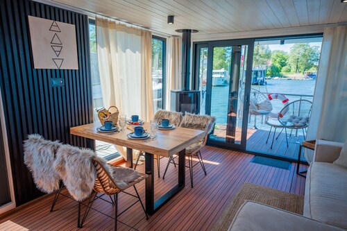 Floatinghouse Elements WOMA D13