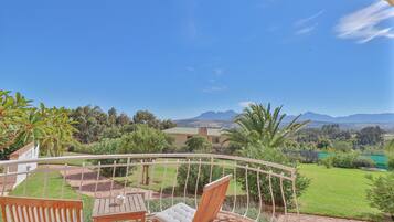 Luxury Suite, Sea View | Terrace/patio