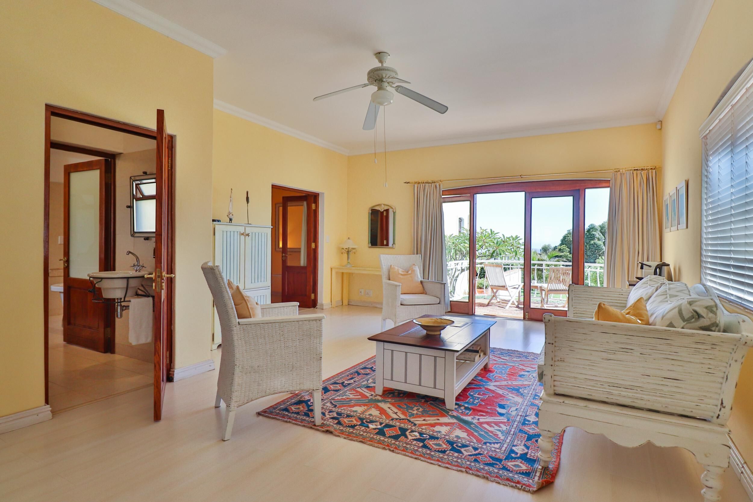 ラグジュアリー スイート シービュー | リビング エリア