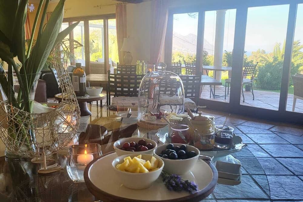 Apricot Gardens Boutique Guesthouse