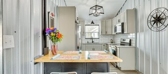 Walk to Pier: North Carolina Getaway in Oak Island