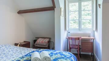 5 Schlafzimmer, Bügeleisen/Bügelbrett, WLAN, Bettwäsche