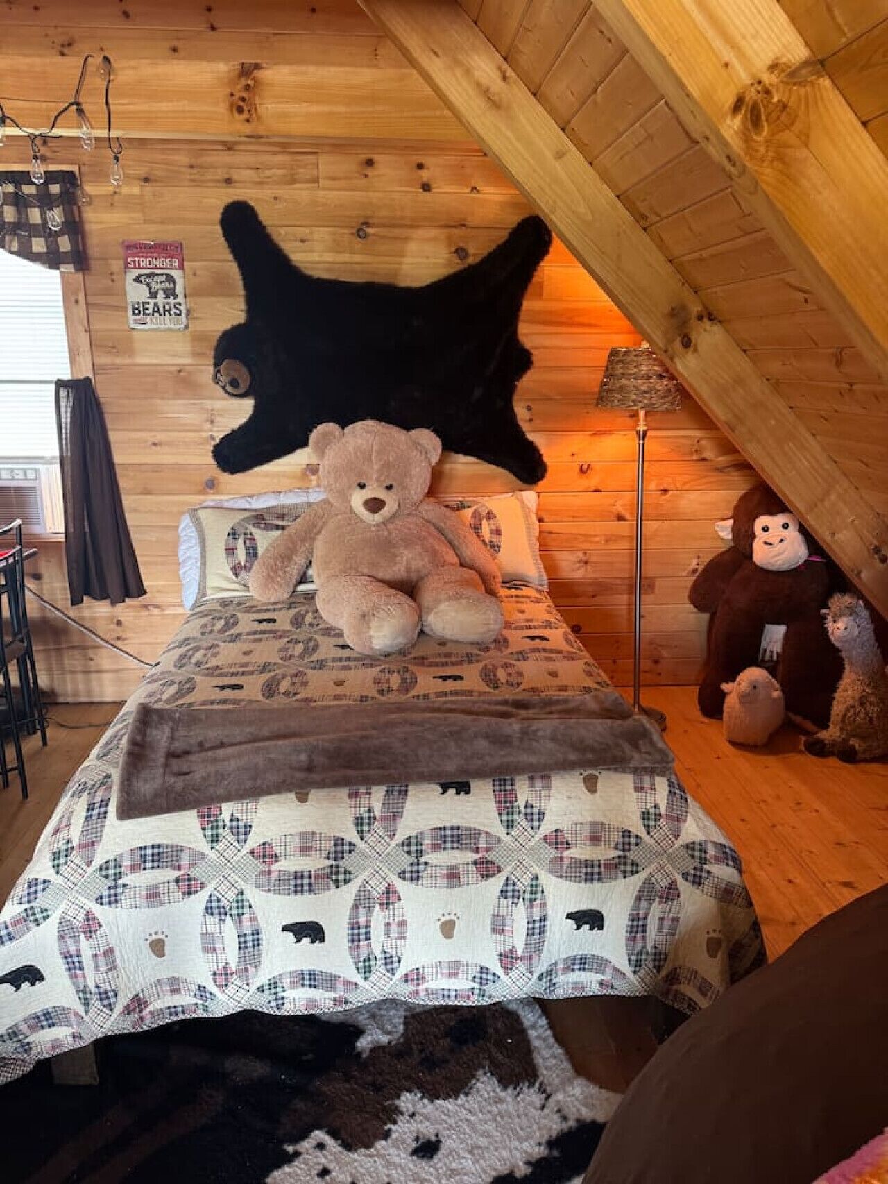 2 makuuhuonetta, silitysrauta/-lauta, vauvan matkasänky, Wi-Fi