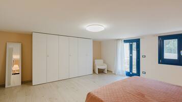 1 camera, ferro/asse da stiro, Wi-Fi, lenzuola