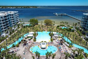 Pool - Newly Renovated Modern Penthouse! Roof Top Patio-Boat Slip Option-Lazy River (Fort Walton Beach)