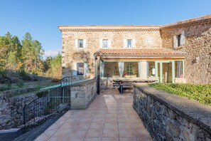 Exterior - Akoya Guest Room with Shared Terrace & Garden, Wi-Fi (Laurac-en-Vivarais)