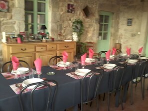 تناول الطعام