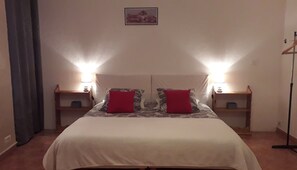 1 habitación, wifi y ropa de cama 