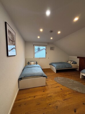 2 Schlafzimmer, Bügeleisen/Bügelbrett, WLAN, Bettwäsche