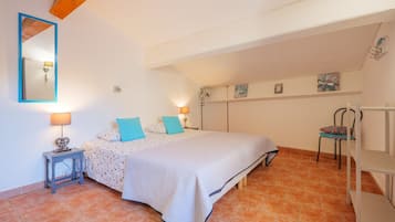 1 bedroom, WiFi, bed sheets