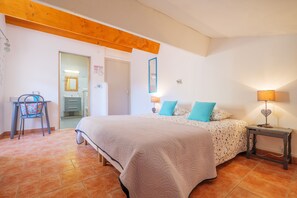 1 habitación, wifi y ropa de cama 