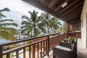 Villa | 3 bedrooms - Villa w Picuzzi and Ocean View at Puerto Bahia M5 (Samaná)