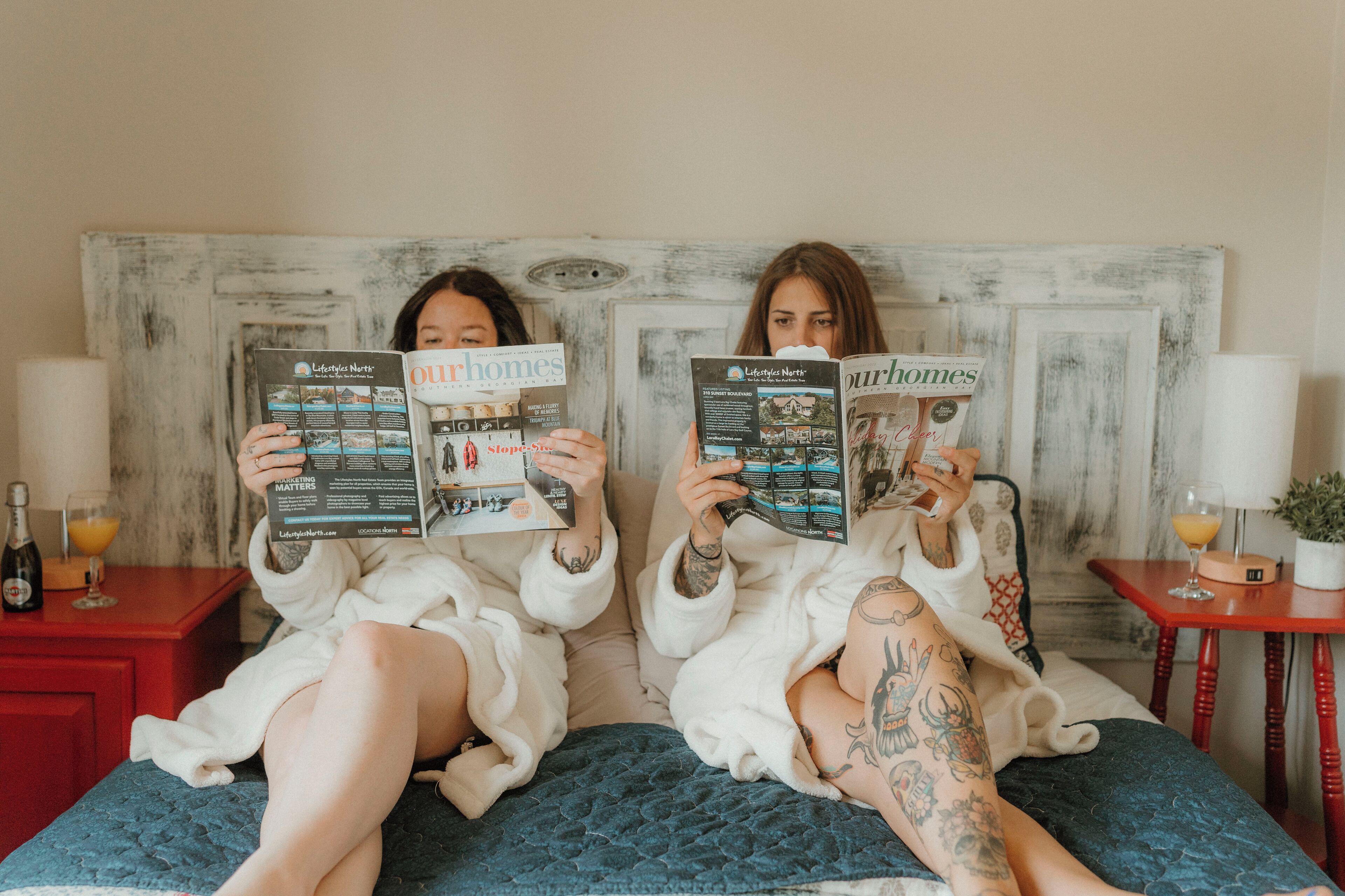 Laptop workspace, free WiFi