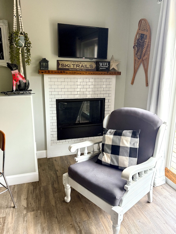 Living area - The Klinck House (Nottawa)