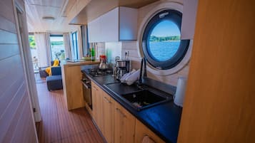 Kühlschrank, Ofen, Herdplatte, Geschirrspüler