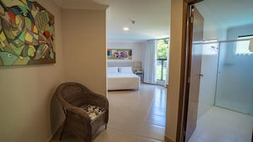 Ferros/tábuas de passar roupa, Wi-Fi de cortesia, roupa de cama