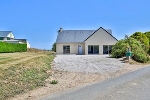 Exterior - Holiday Home "Gîte with Game Room" with Private Terrace, Garden & Wi-Fi (Montfarville)