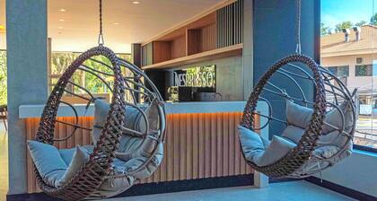 Romantic Retreat with Pool, Gym & Spa! Outdoor Activities, Free Breakfast!