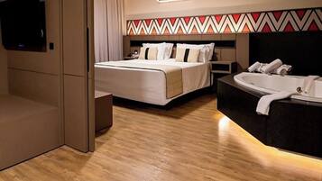 Ferros/tábuas de passar roupa, Wi-Fi de cortesia, roupa de cama