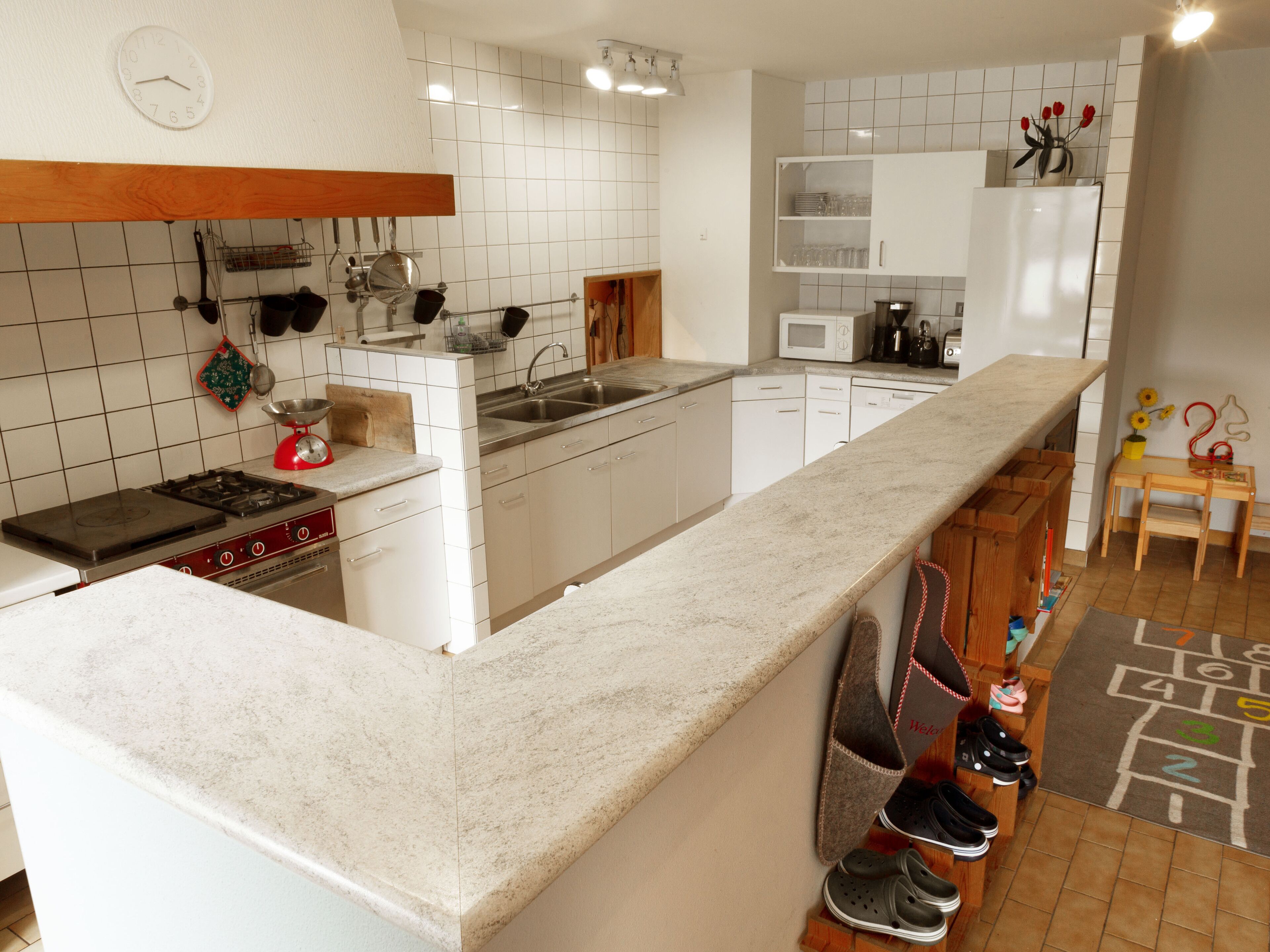 Refrigerador, microondas, horno, placa de cocina