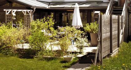 Get together with friends and family in a large apartment in the Haut Jura.