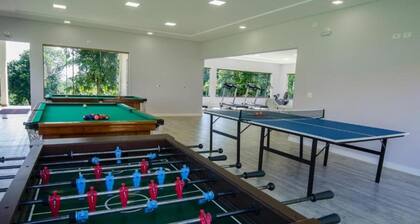 Luxurious Stay | 2 Relaxing Units w/ Pool & Gym Access| Free Breakfast!