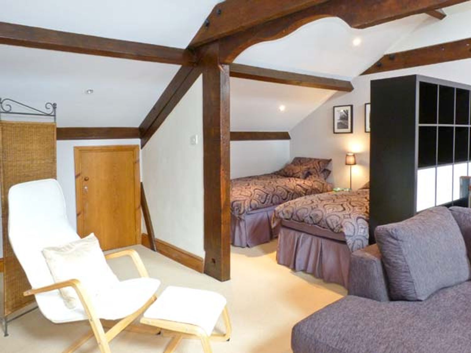 3 chambres, décor unique, ameublement unique, accès au Wi-Fi (inclus)