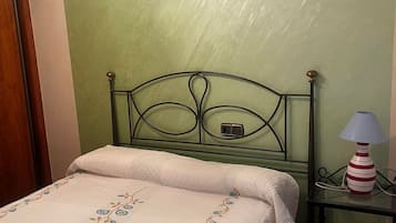 3 sovrum och sÀngklÀder