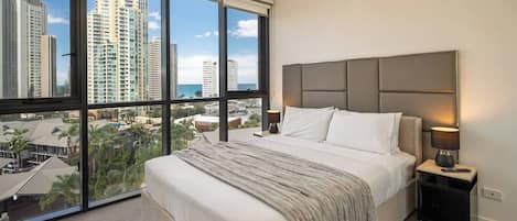 2 bedrooms, travel cot, WiFi, bed sheets