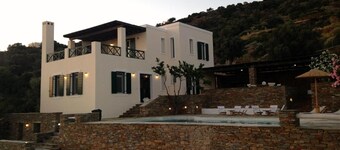 Villa Margarita Batsi