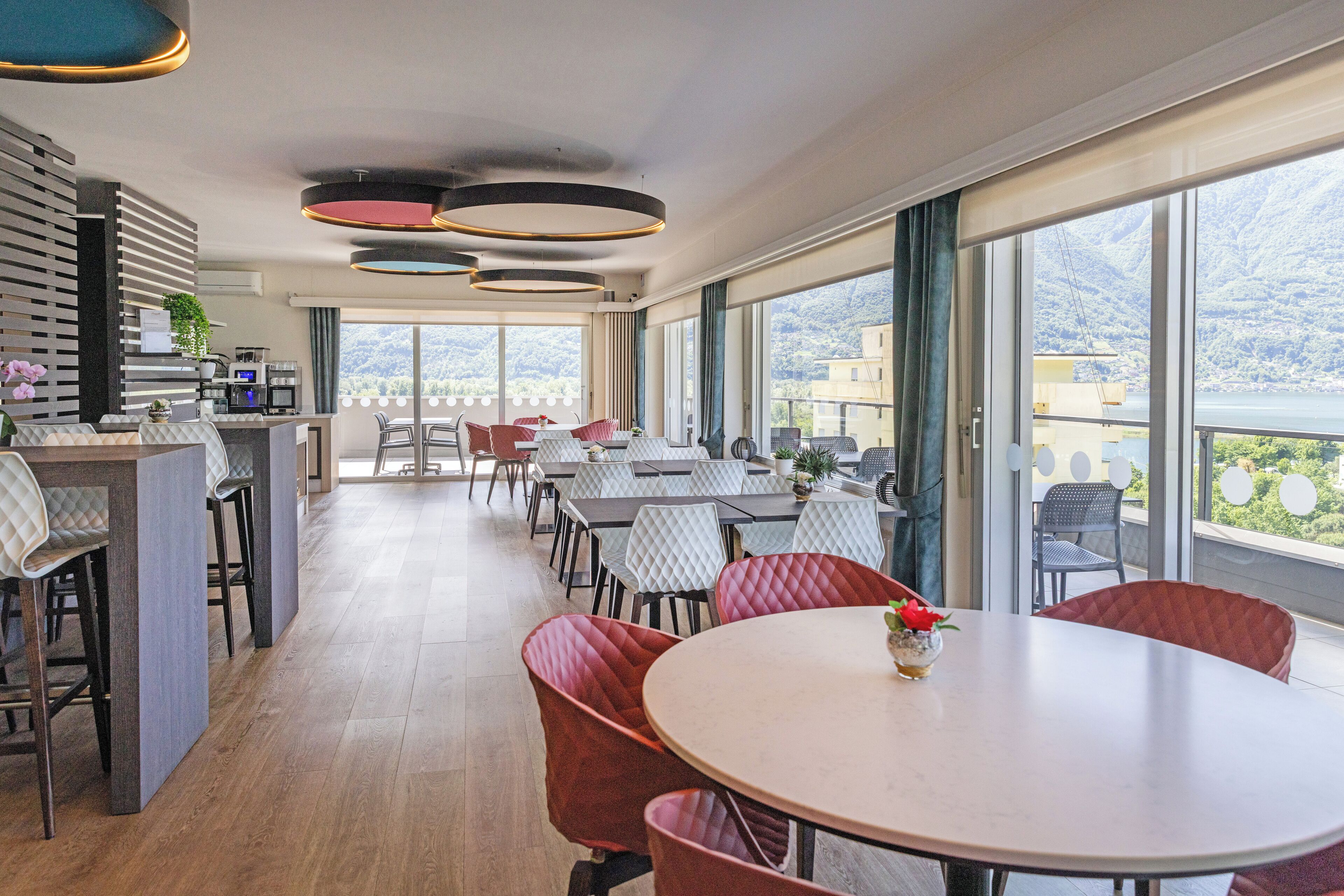 Desayuno buffet incluido todos los días 