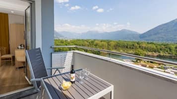 Coffres-forts dans les chambres, rideaux occultants, Wi-Fi gratuit