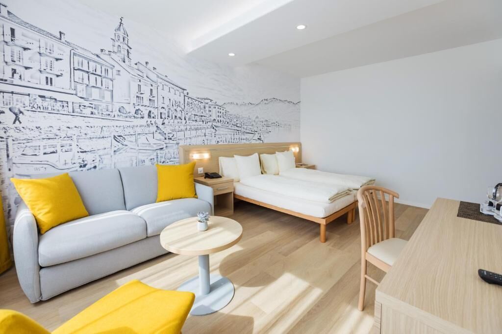 In-room safe, blackout curtains, free WiFi