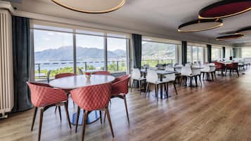 Petit déjeuner buffet compris tous les jours