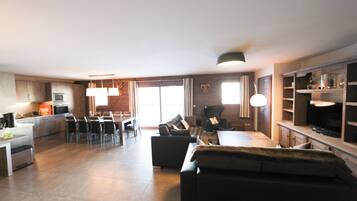 Een televisie en videogames