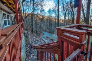Property grounds - • Spacious 3BD Near TOWN | Hot Tub + Pool Access • (Gatlinburg)
