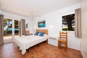 5 Schlafzimmer, Bügeleisen/Bügelbrett, WLAN, Bettwäsche