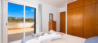 Villa Sa Calma - Four Bedroom Villa, Sleeps 8