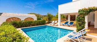 Villa Sa Calma - Quattro Camere da Letto Villa, Ospiti Massimo 8