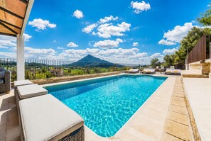 Pool - Villa Alejandra - Three Bedroom Villa, Sleeps 6 (Mallorca)