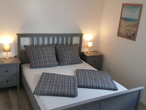 2 bedrooms, WiFi, bed sheets - Apartment "Olsberg Blick Whg.A" with Mountain View, Garden & Wi-Fi (Olsberg)