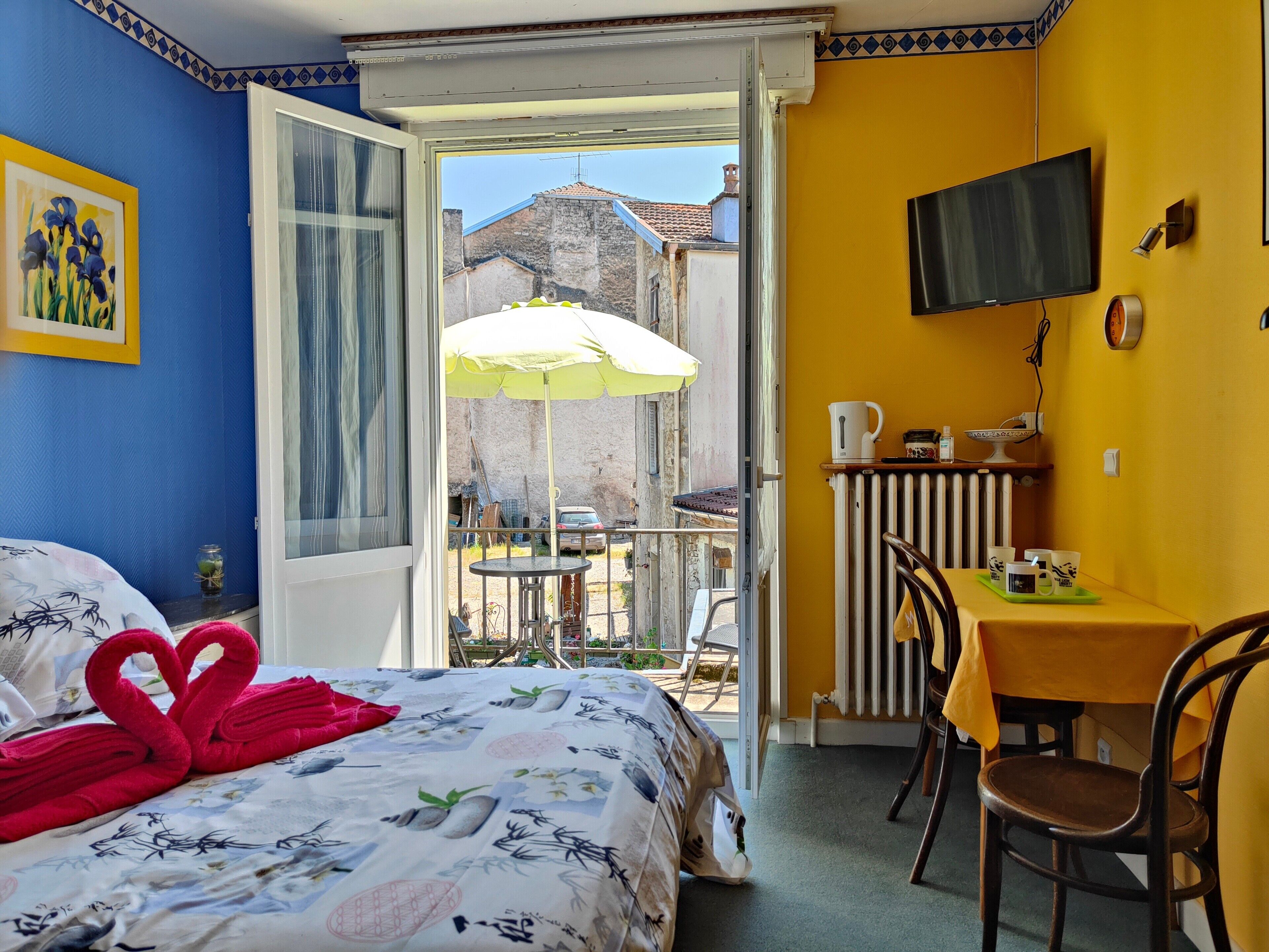 1 bedroom, WiFi, bed sheets