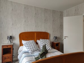2 Schlafzimmer, Bügeleisen/Bügelbrett, WLAN, Bettwäsche