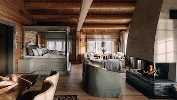 Presidential Suite, Balcony, Sea View | Iron/ironing board, free WiFi