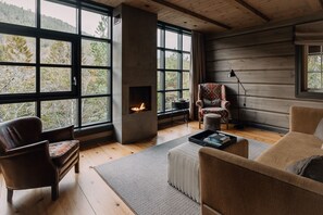 ジュニア スイート ヒルビュー | アイロン / アイロン台、WiFi (無料)